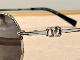 Picture of Valentino Sunglasses _SKUfw53706716fw